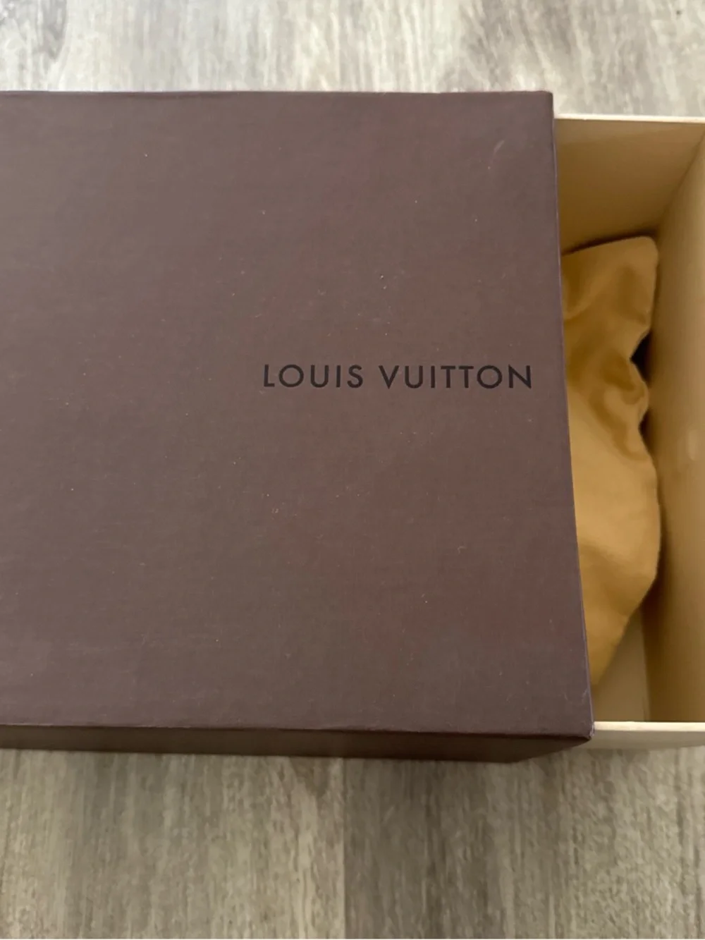 Louis Vuitton Black Leather Sneakers with Brown Accent Stripe ( With Box ✅ ) - Picture 3 of 6